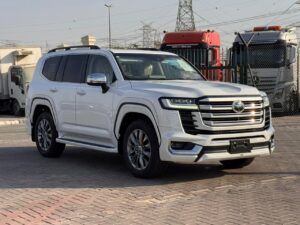 🚘 2023 Toyota Land Cruiser 300 ZX – 3.5L Petrol White