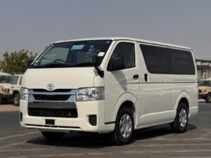 🚐 Toyota Hiace | White | 2025 | Petrol