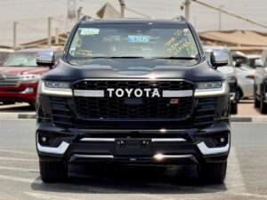 👉 Toyota Land Cruiser ZX | Black / Beige | 2024 | Petrol