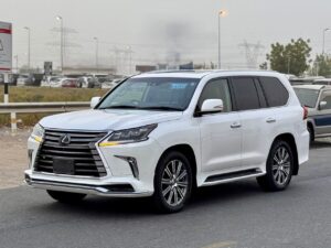 👉 Lexus LX 570 V8 Luxury SUV – 2016