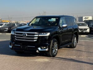 👉 Toyota Land Cruiser ZX – Black on Beige | Petrol 2025