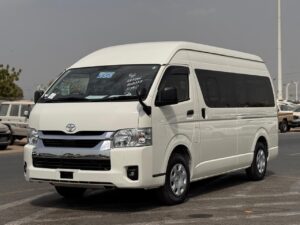👉 Toyota HIACE High roof | White | 2025 | Diesel